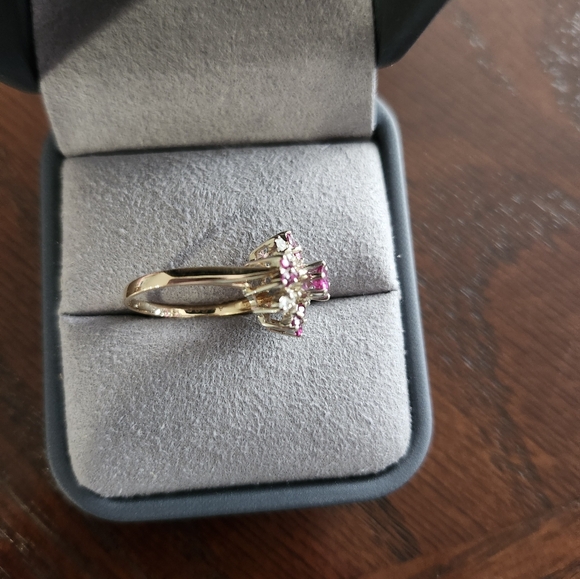 14K Yellow Gold Diamond And Rhodolite Ring - Picture 5 of 5
